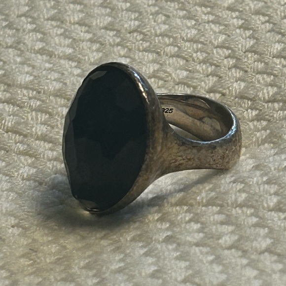 Ippolita Rock Candy Ring with Blue Topaz Gem and Hammered Silver body - Picture 7 of 11